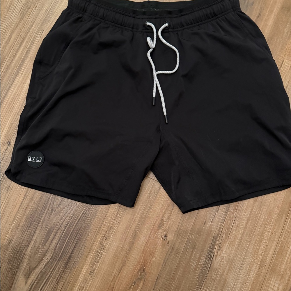 Bylt basics active shorts lined XL